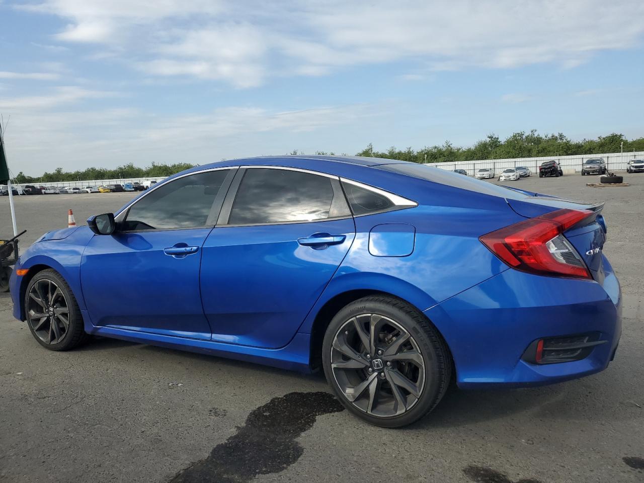 2021 Honda Civic Sport - Фото 2