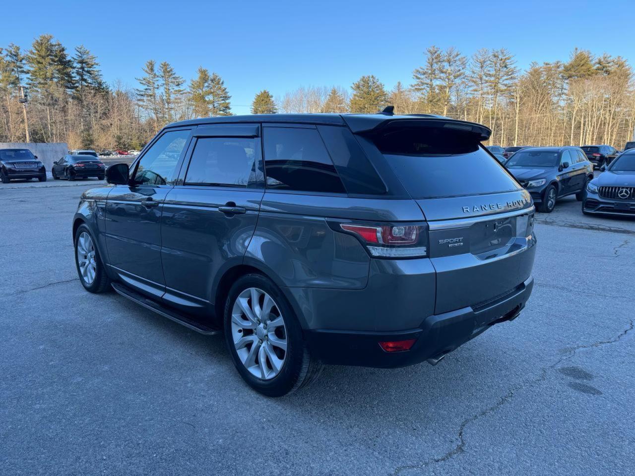 2016 Land Rover Range Rover Sport Hse - Image 3