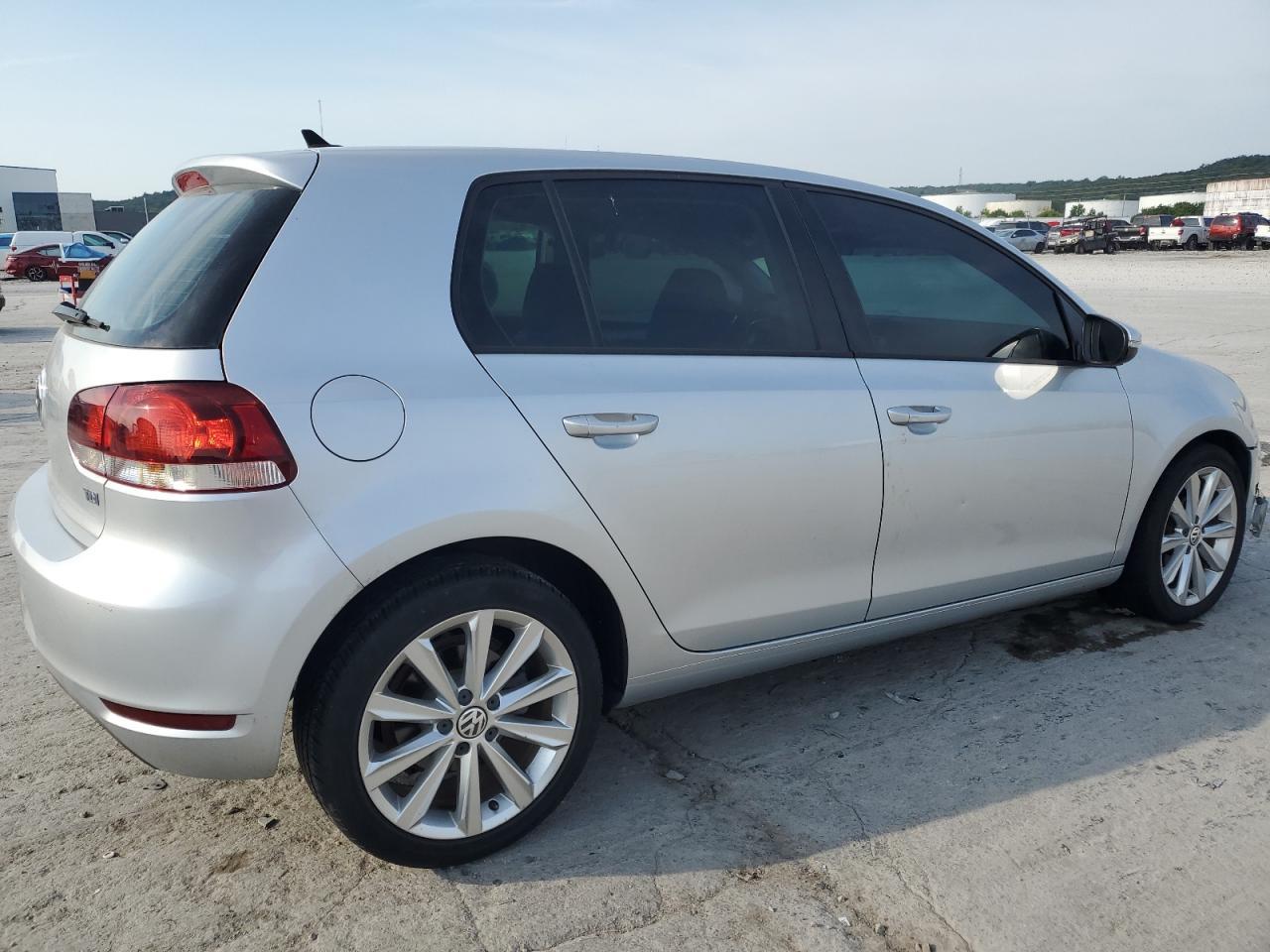 2013 Volkswagen Golf - Фото 3