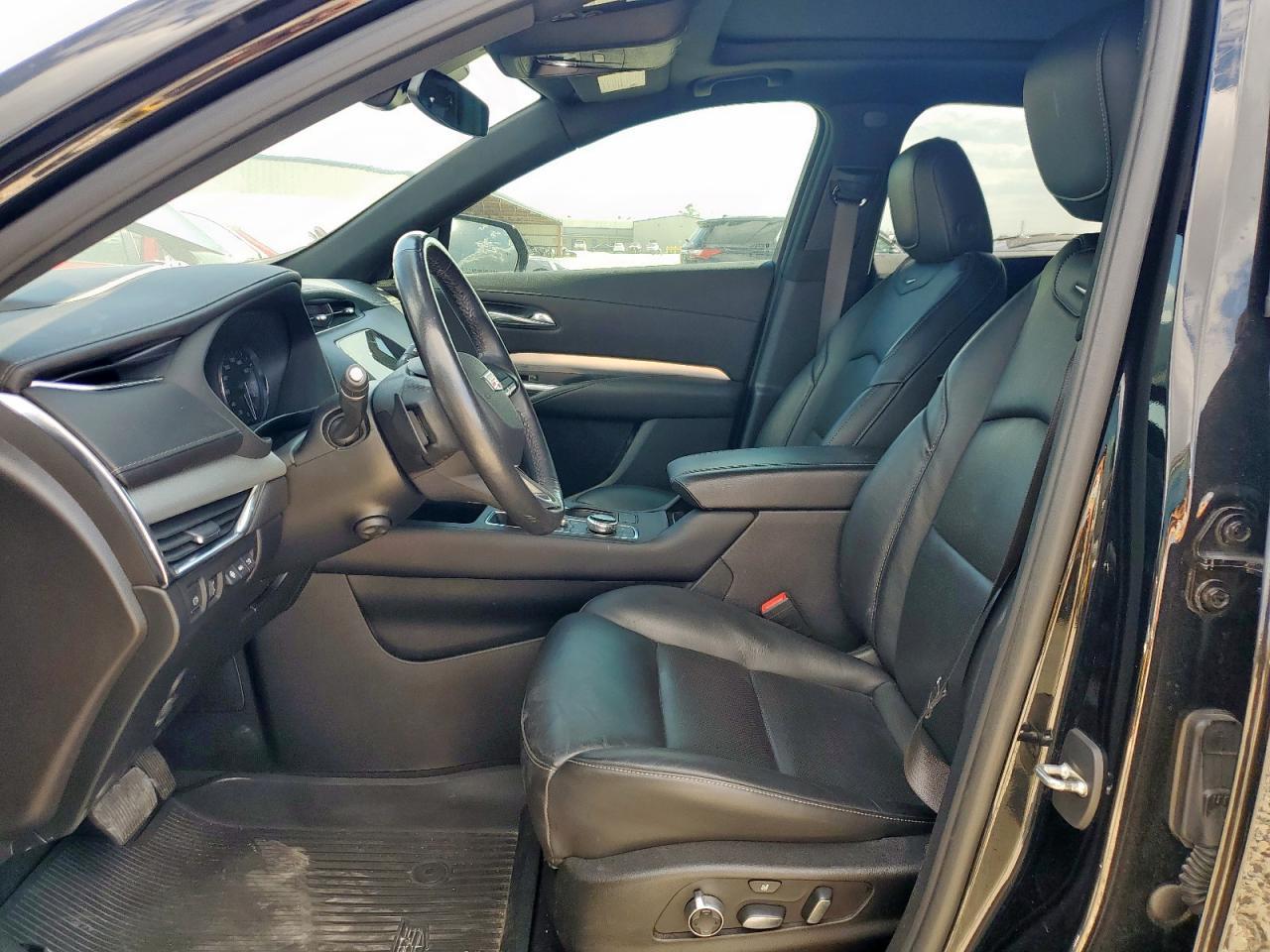 2021 Cadillac Xt4 Premium Luxury - Image 7