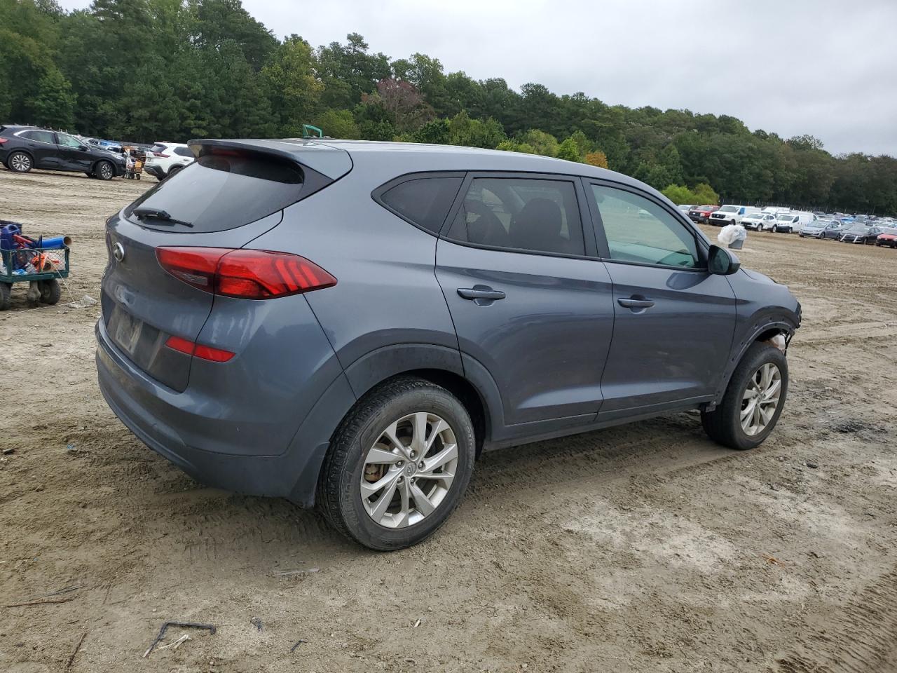 2021 Hyundai Tucson Se - Фото 3