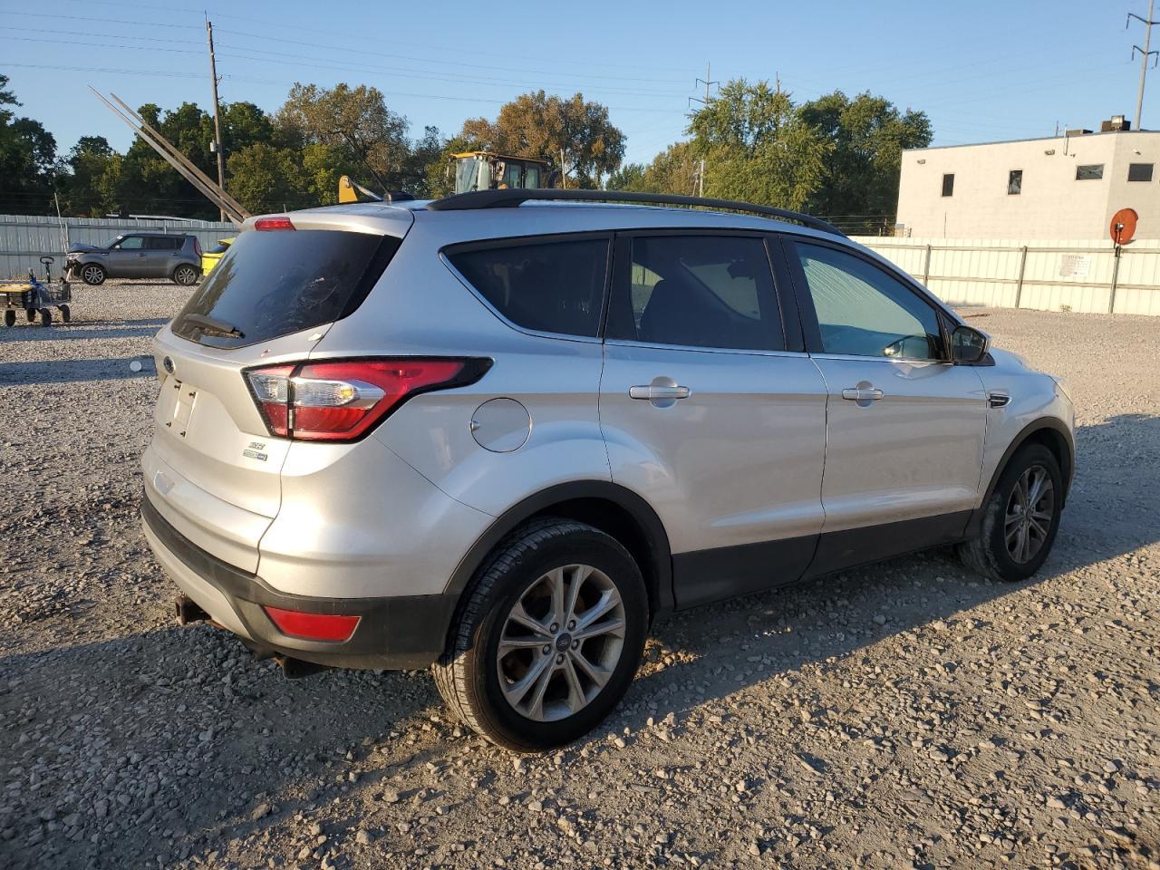 2018 Ford Escape Se - Фото 3