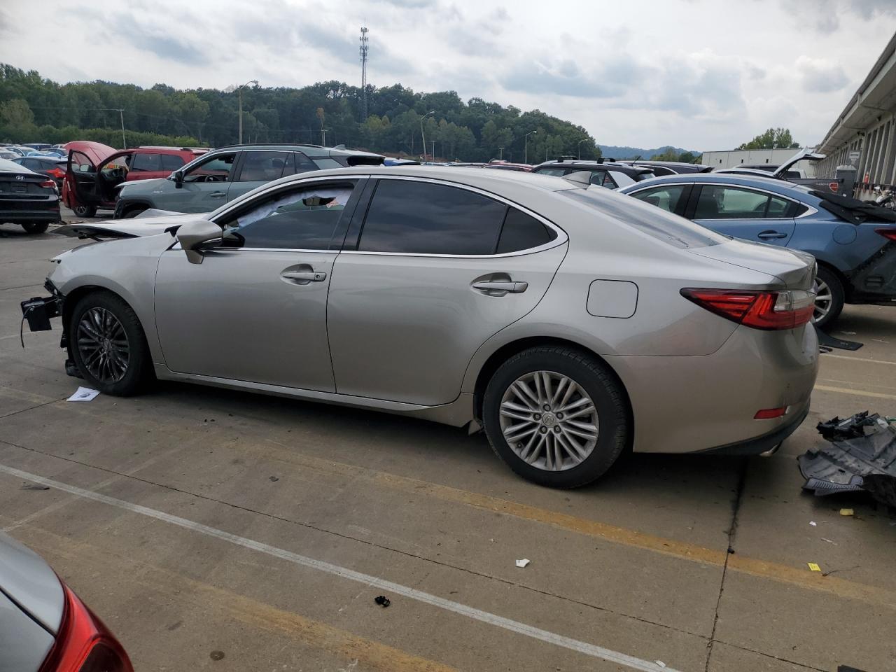 2016 Lexus Es 350 - Фото 2