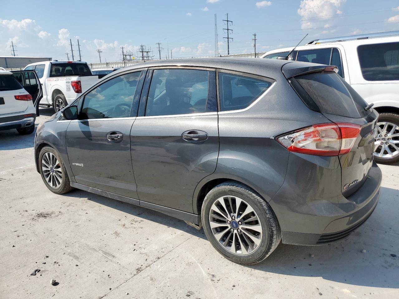 2018 Ford C-Max Titanium - Image 2