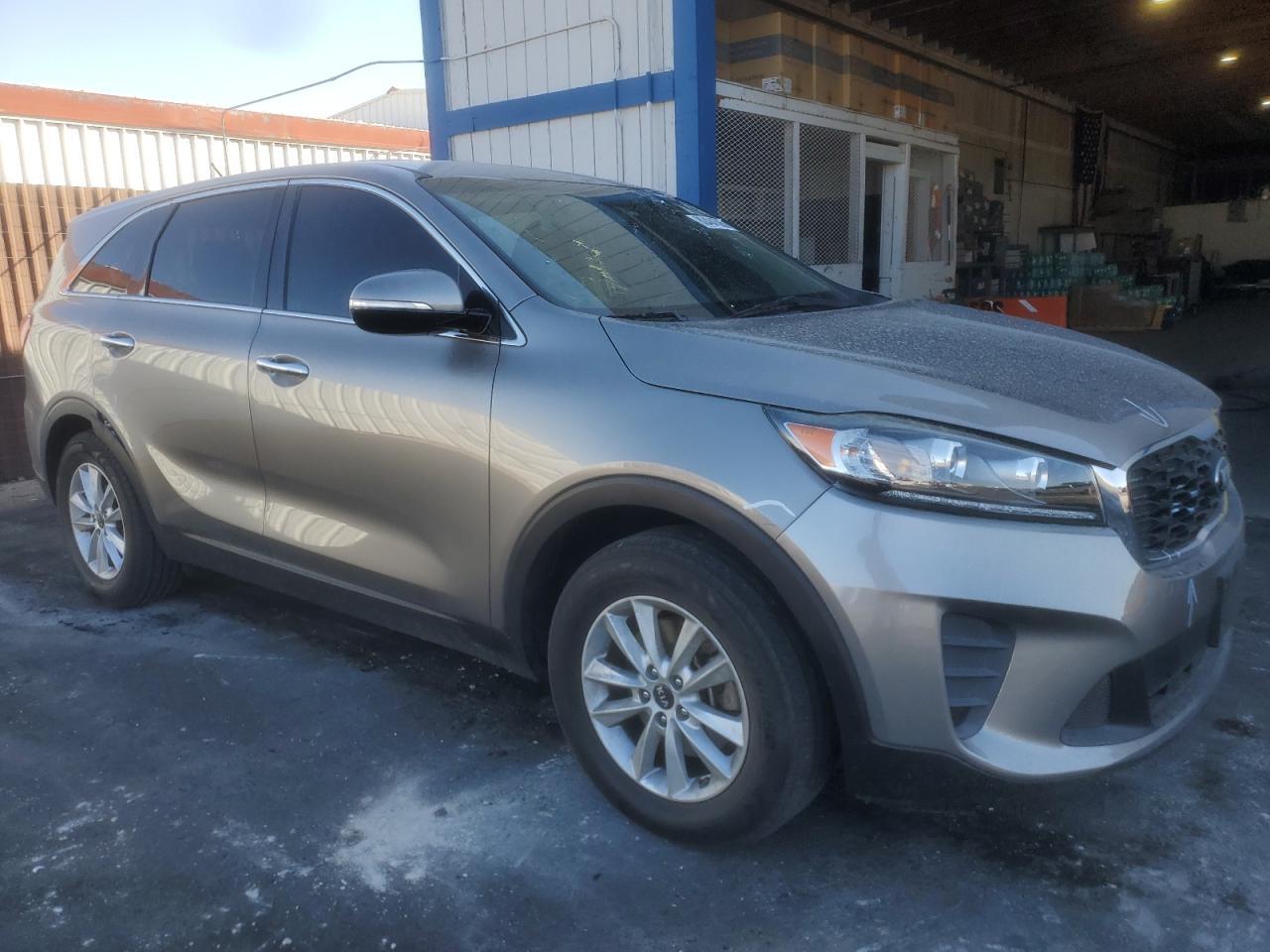 2019 Kia Sorento L - Фото 4