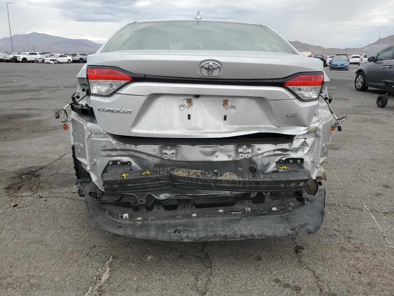 2022 Toyota Corolla Le - Image 6