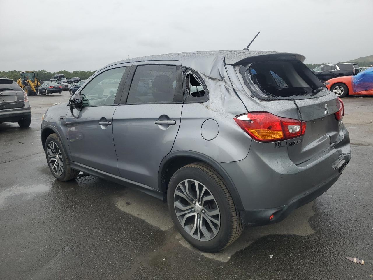 2016 Mitsubishi Outlander Sport Es - Image 2