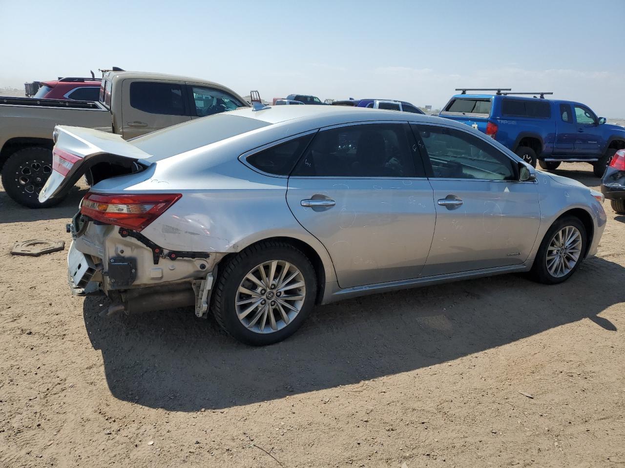2016 Toyota Avalon Hybrid - Фото 3