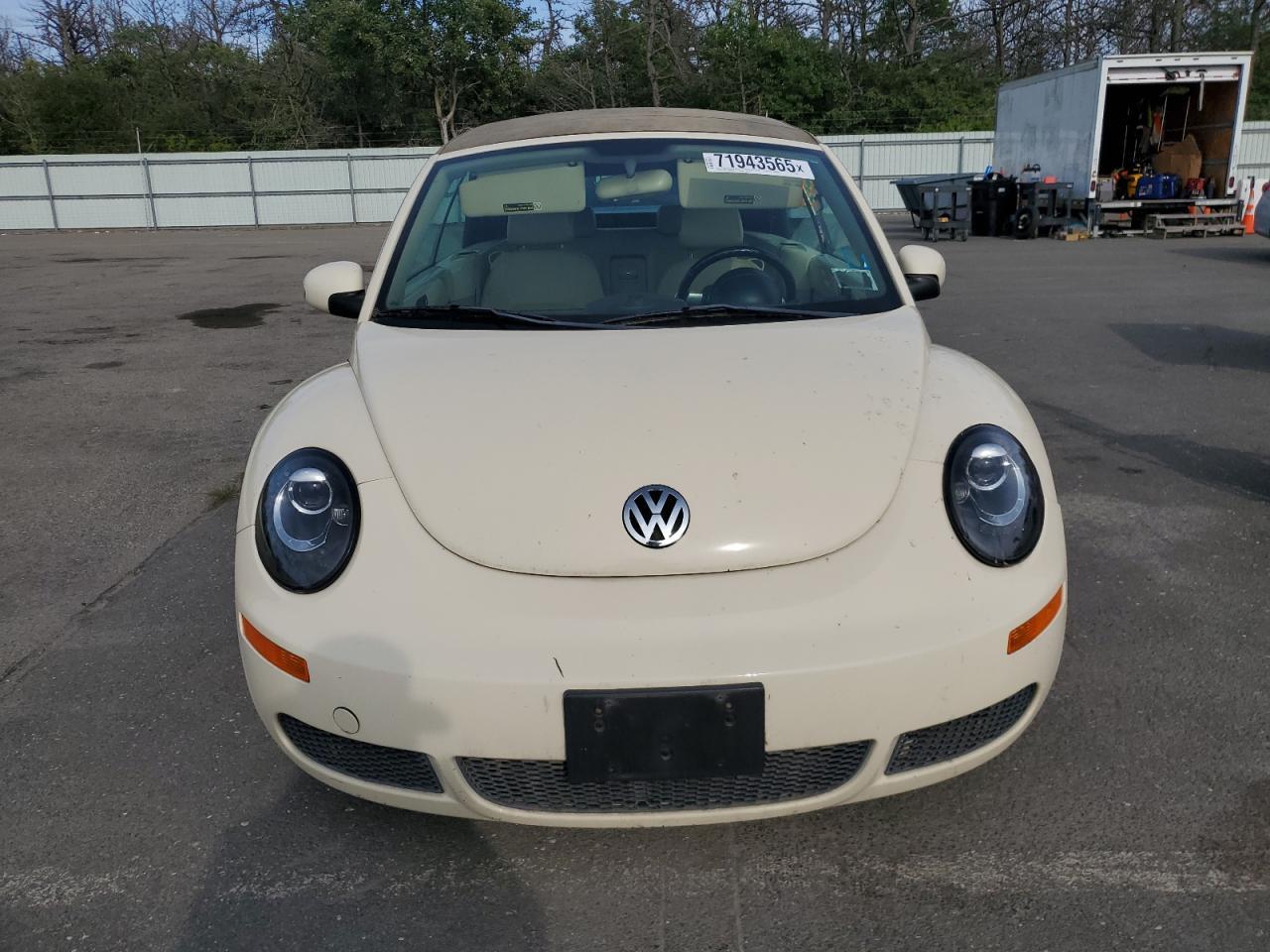 2009 Volkswagen New Beetle S - Фото 5