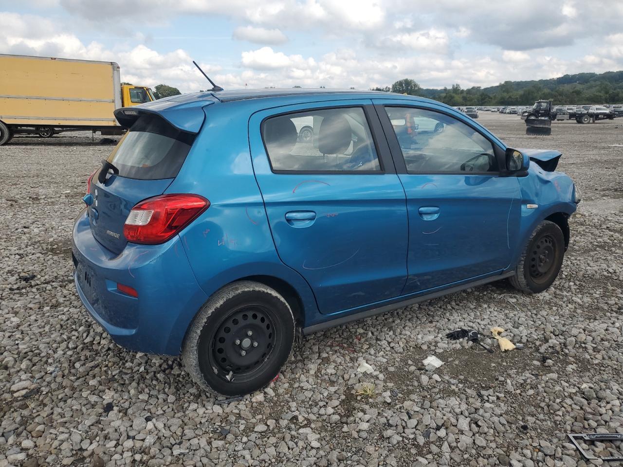2019 Mitsubishi Mirage Es - Image 3