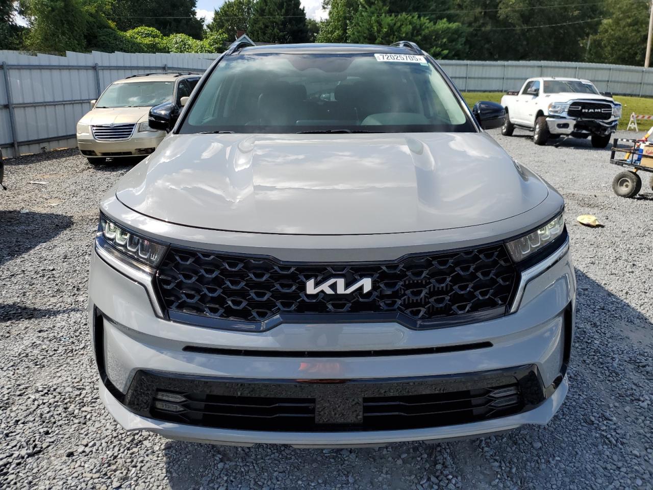 2022 Kia Sorento Ex - Image 5