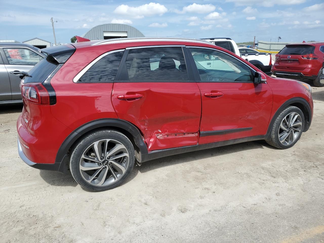 2017 Kia Niro Ex Touring - Image 3