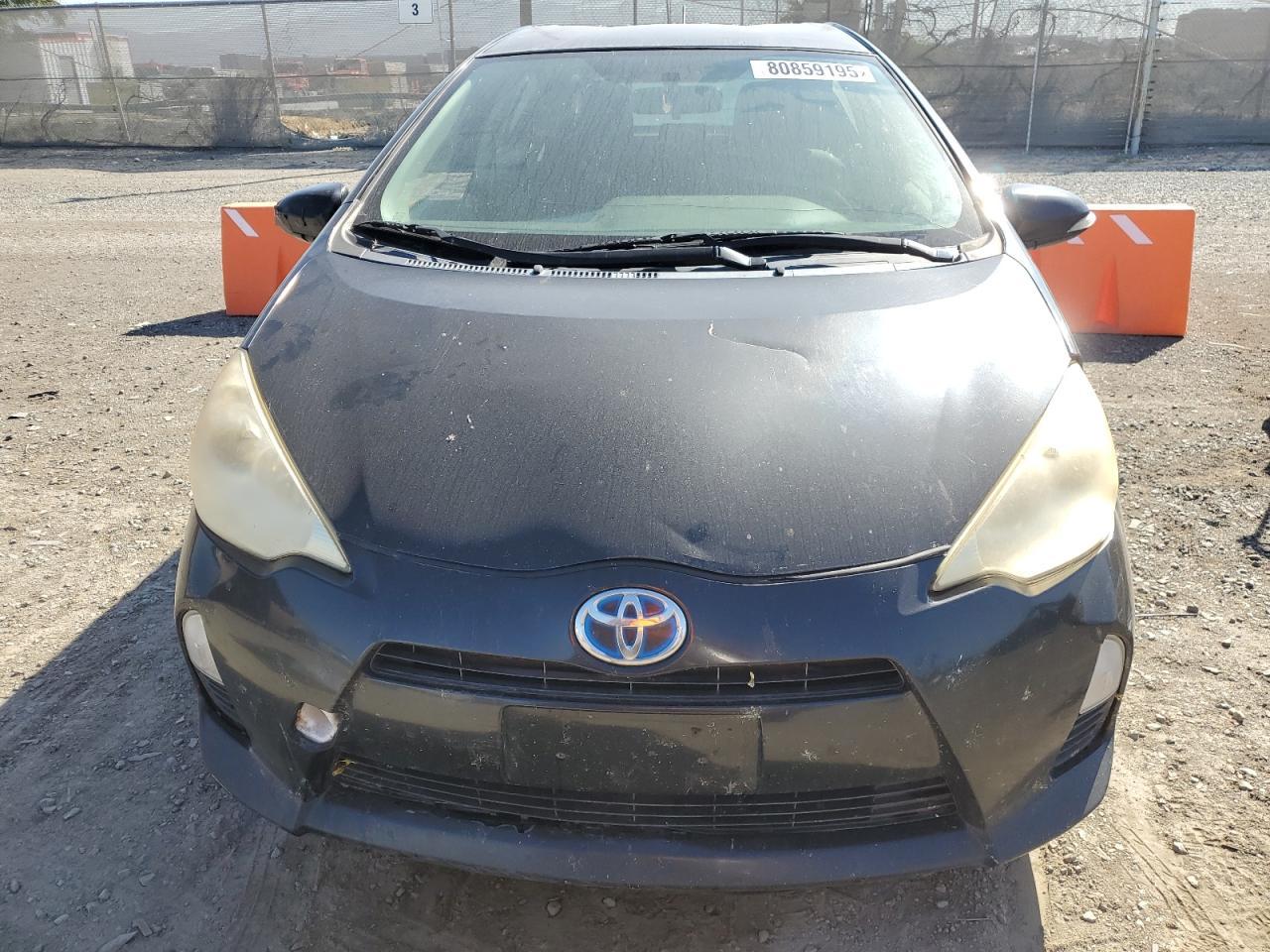 2012 Toyota Prius C - Image 5