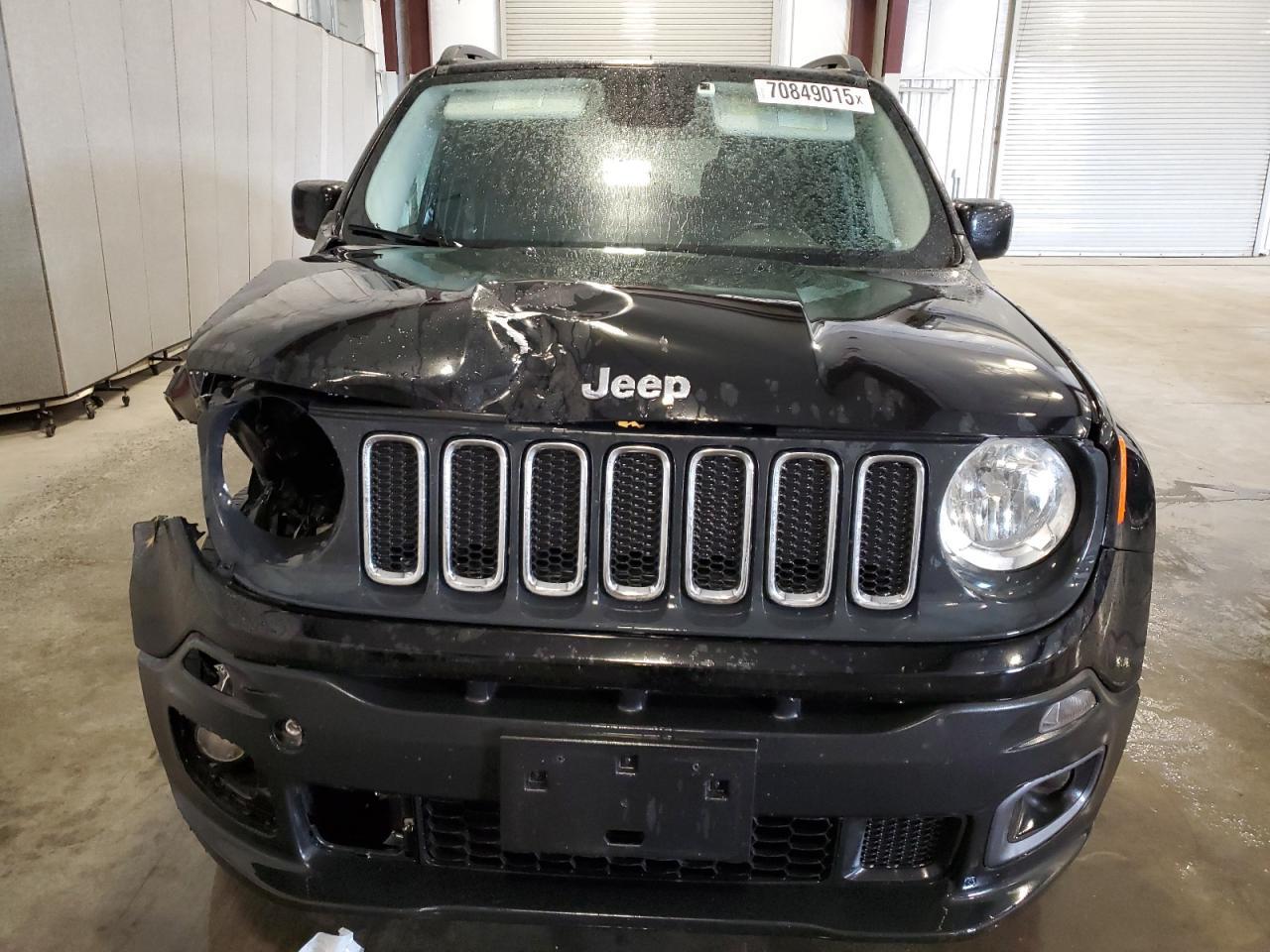 2016 Jeep Renegade Latitude - Image 5
