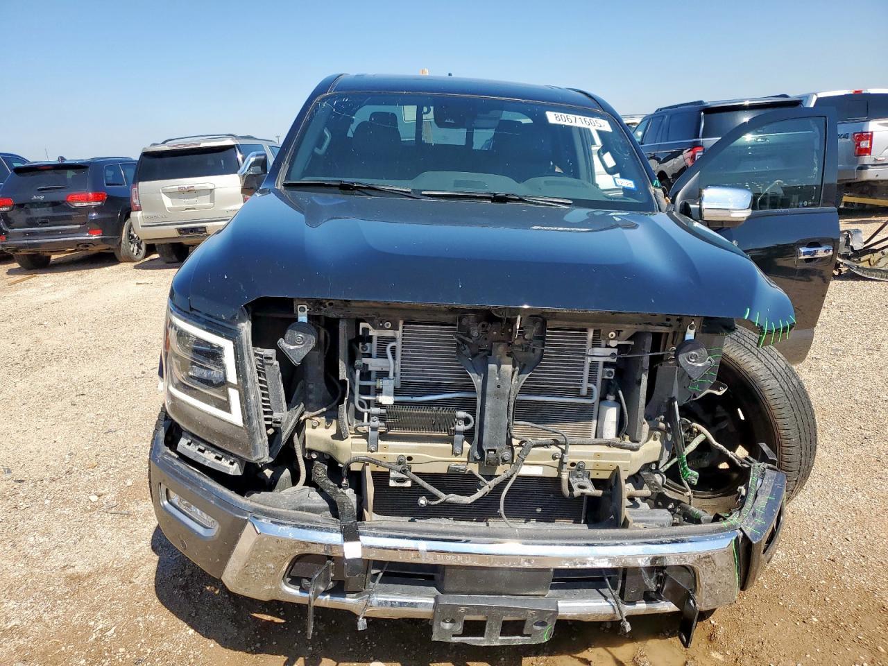 2024 Nissan Titan Pro-4X - Фото 5