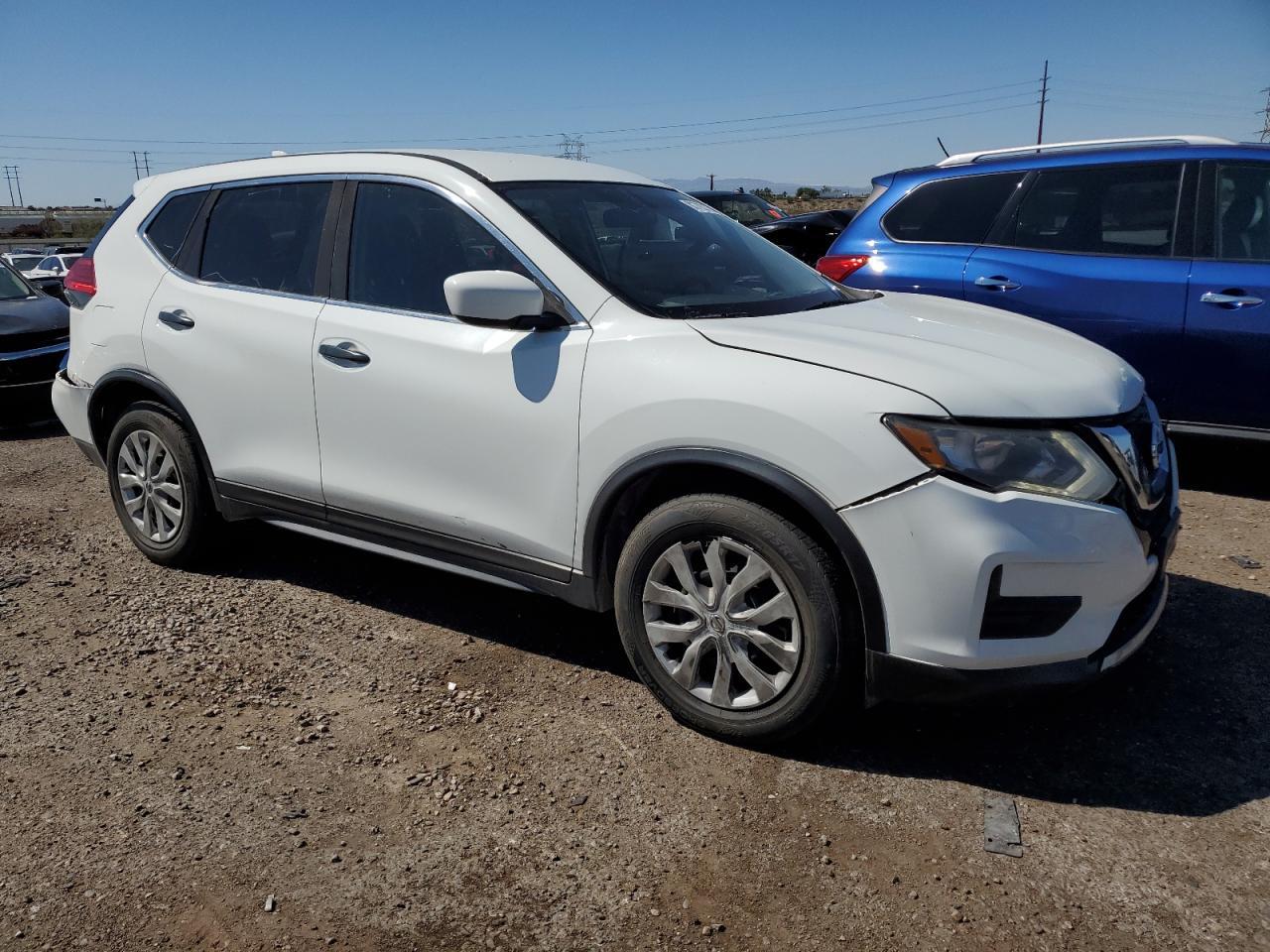 2017 Nissan Rogue S - Image 4