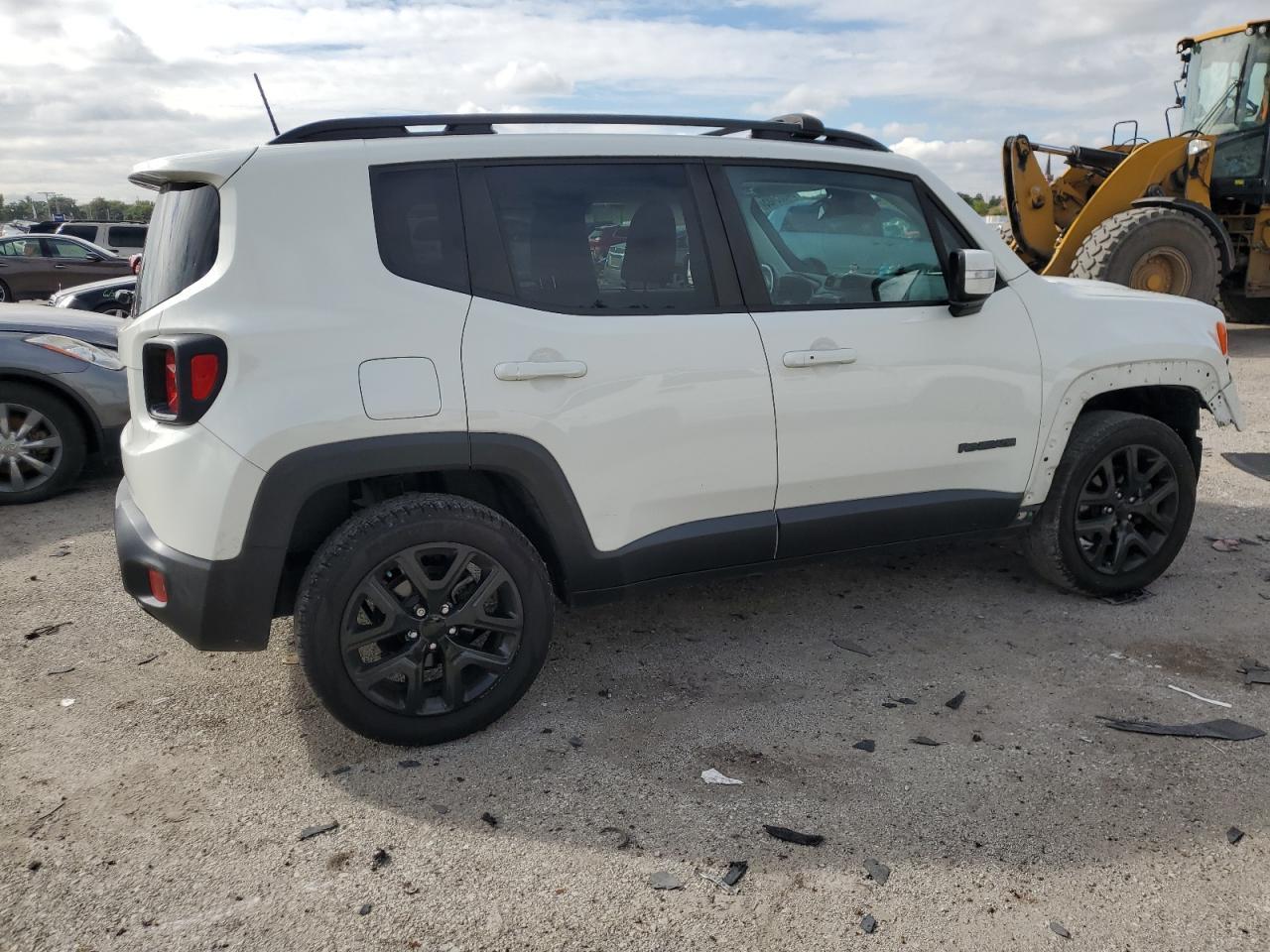 2018 Jeep Renegade Latitude - Фото 3
