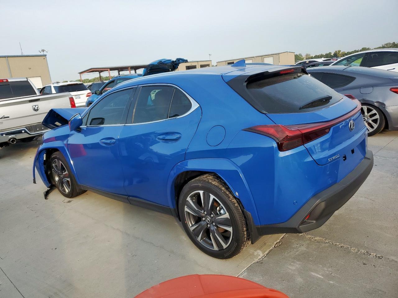 2025 Lexus Ux 300H Base - Фото 2