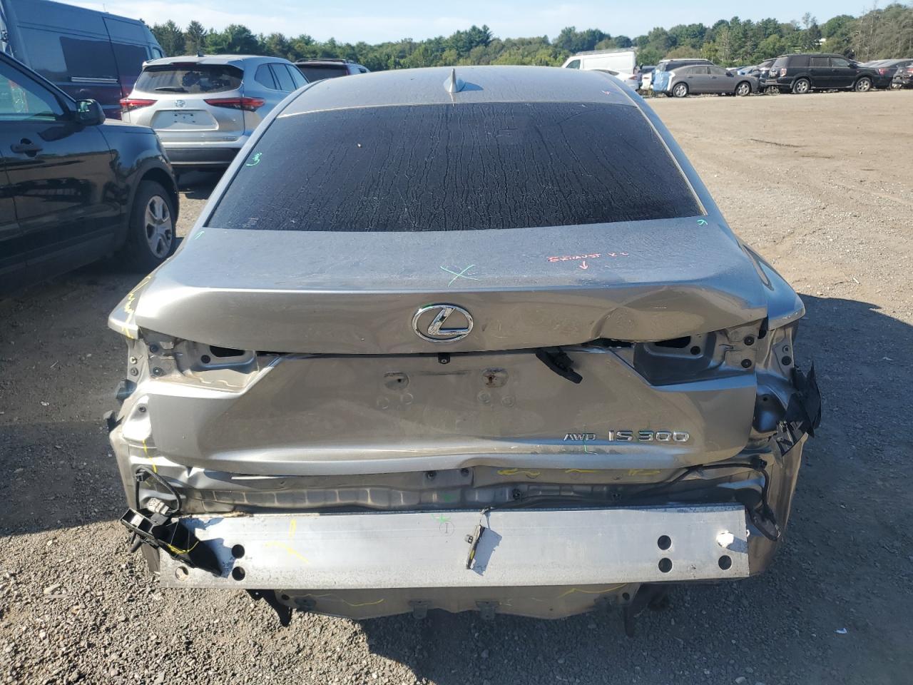 2017 Lexus Is 300 - Фото 6