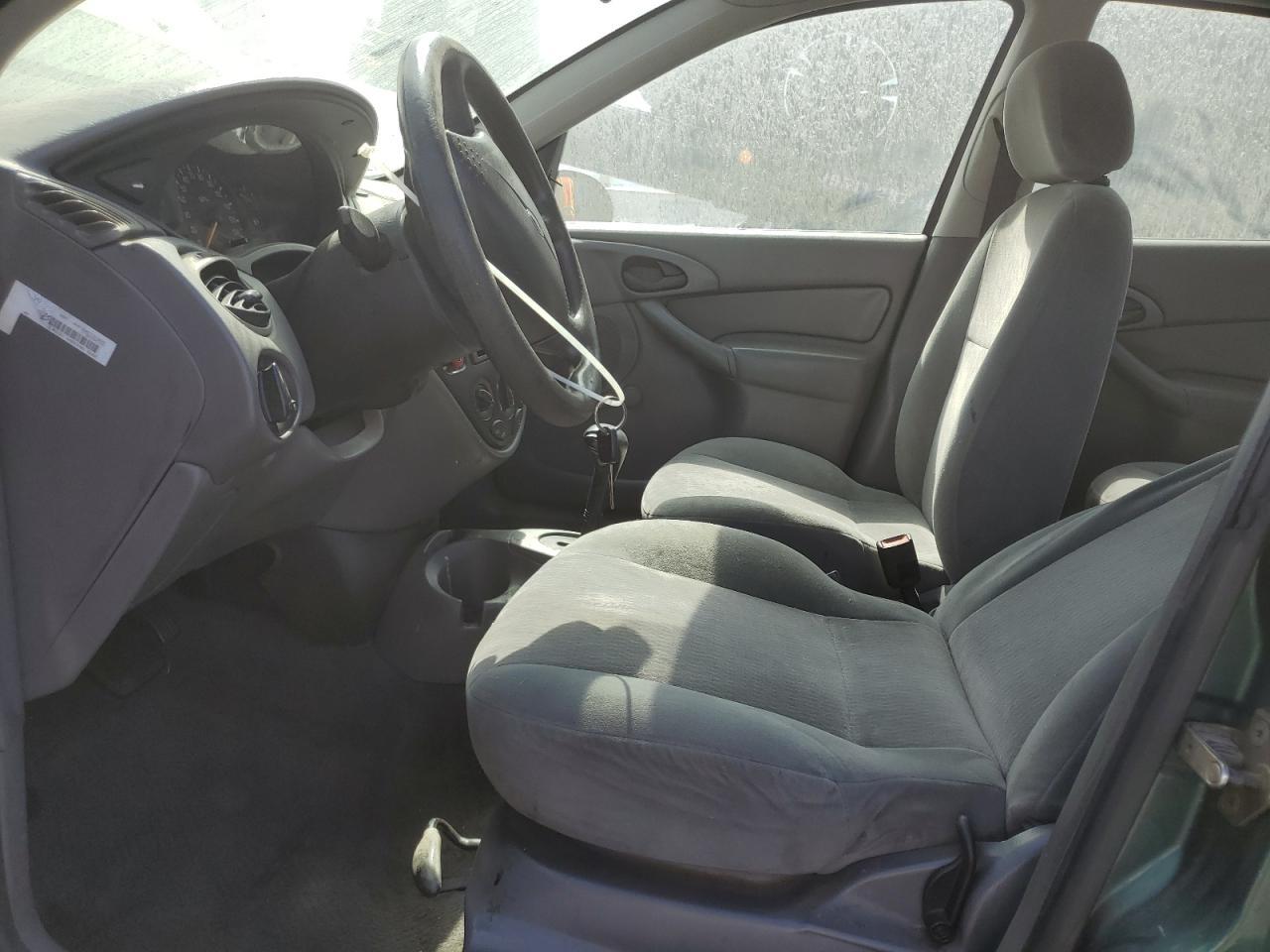 2000 Ford Focus Lx - Image 7