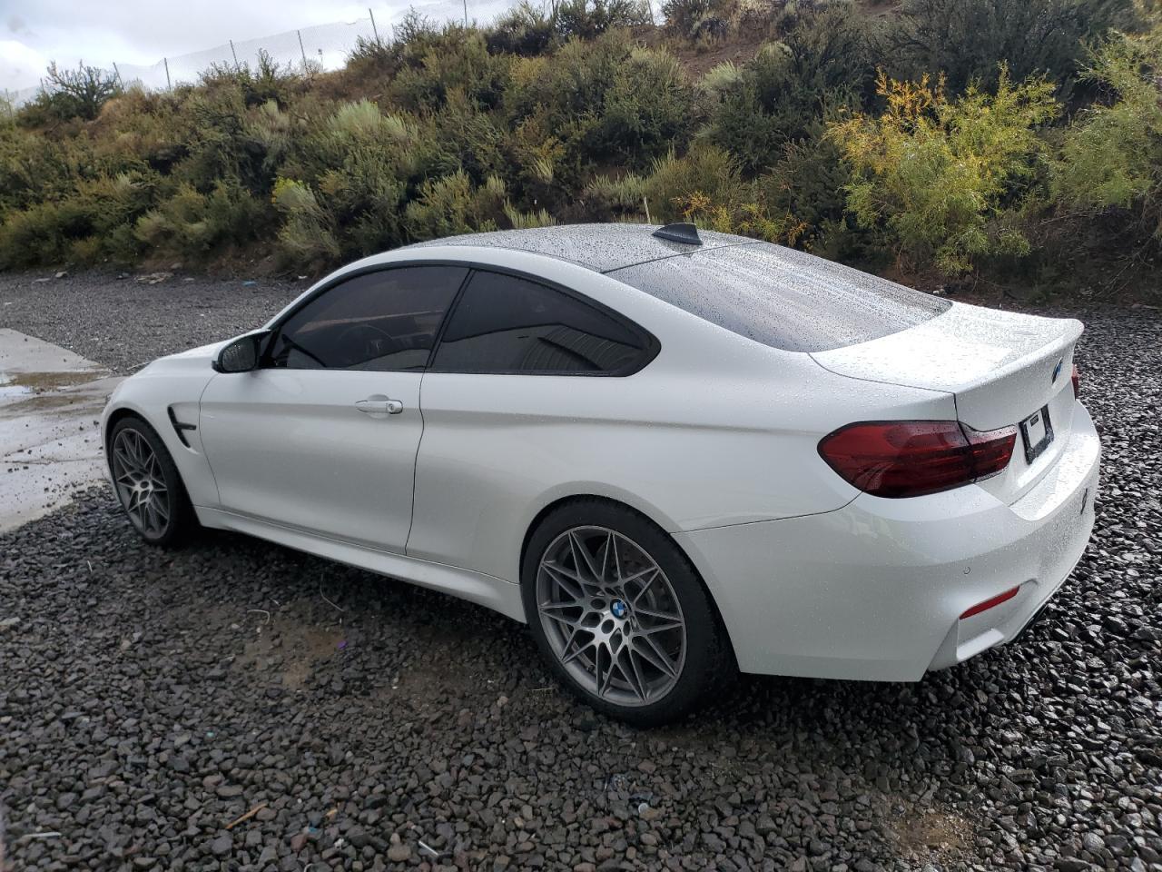 2017 BMW M4 - Фото 2
