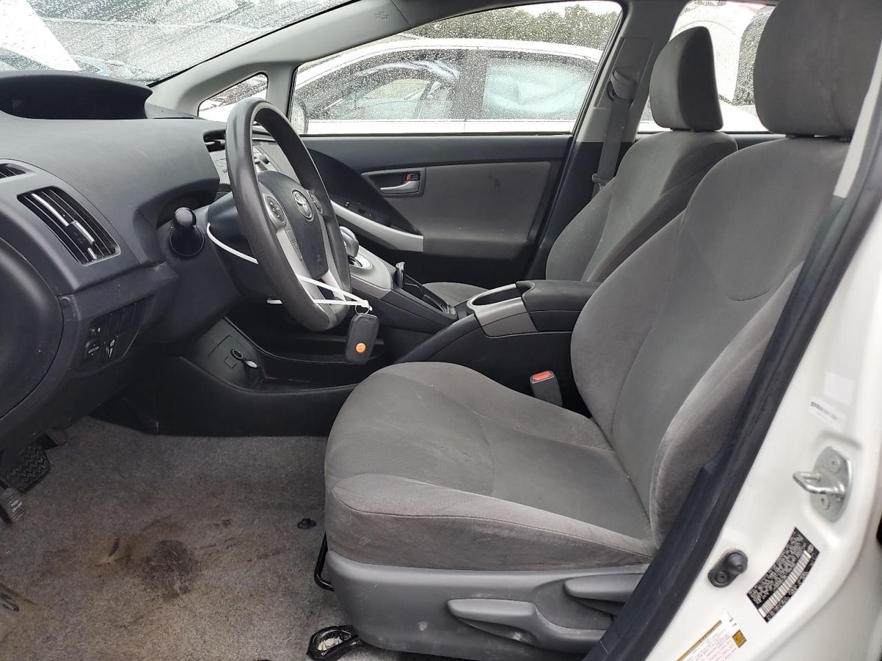 2014 Toyota Prius - Image 7