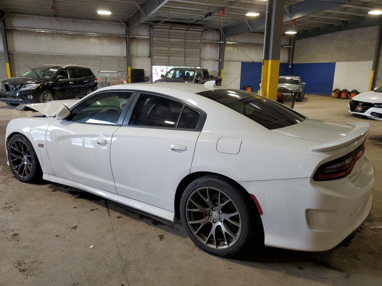 2015 Dodge Charger Srt 392 - Image 2