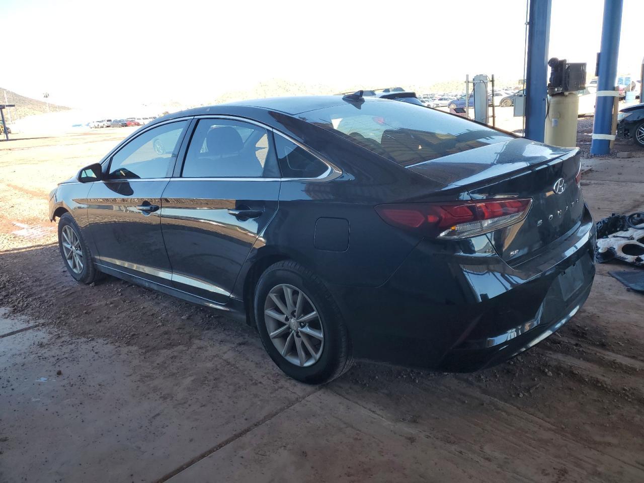 2018 Hyundai Sonata Se - Фото 2