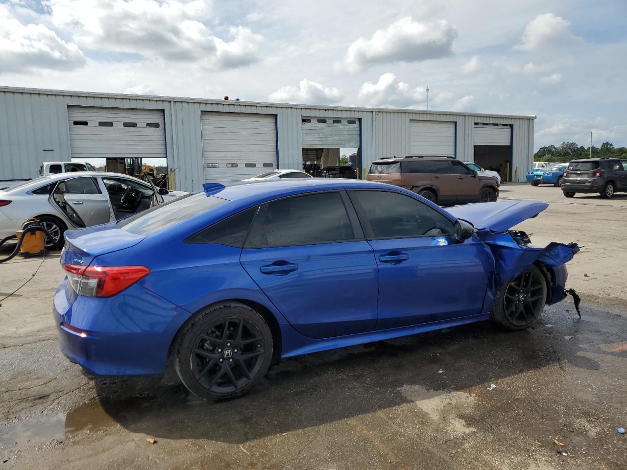 2023 Honda Civic Sport - Image 3