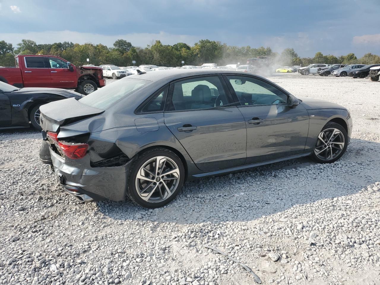 2021 Audi A4 Premium Plus 45 - Фото 3