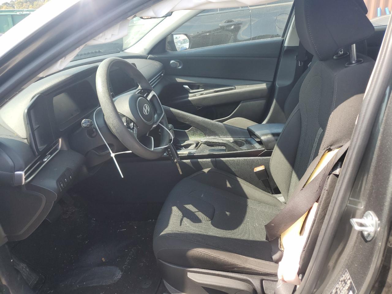 2024 Hyundai Elantra Se - Фото 7