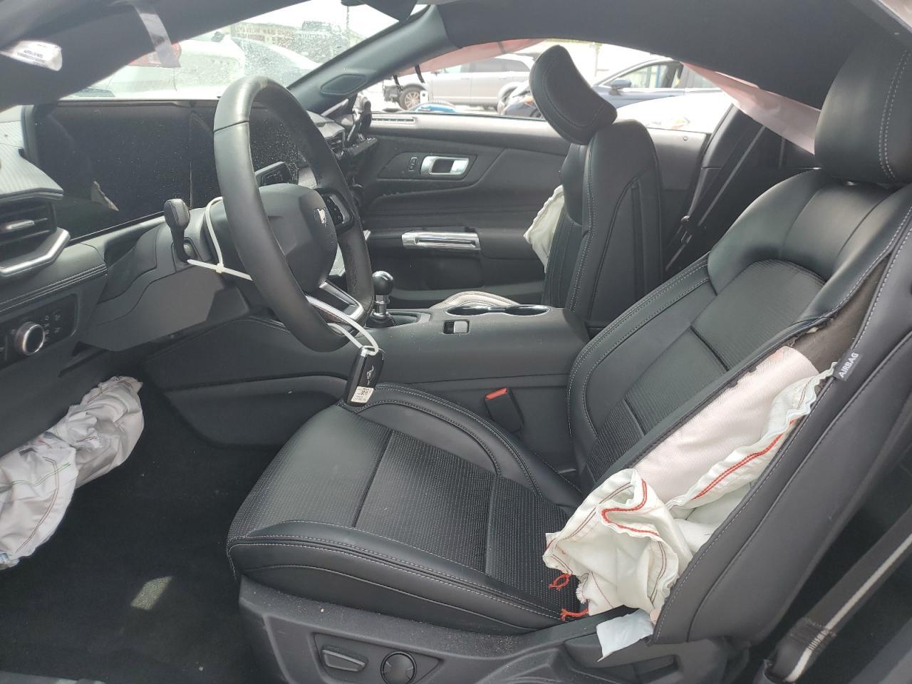 2025 Ford Mustang Gt - Image 7