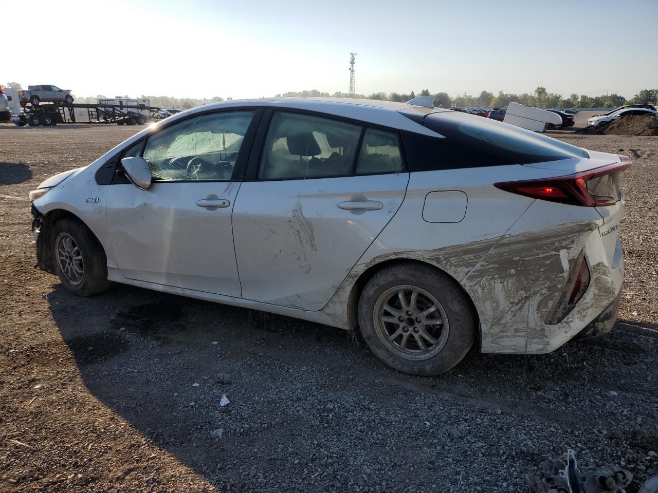 2022 Toyota Prius Prime Le - Фото 2