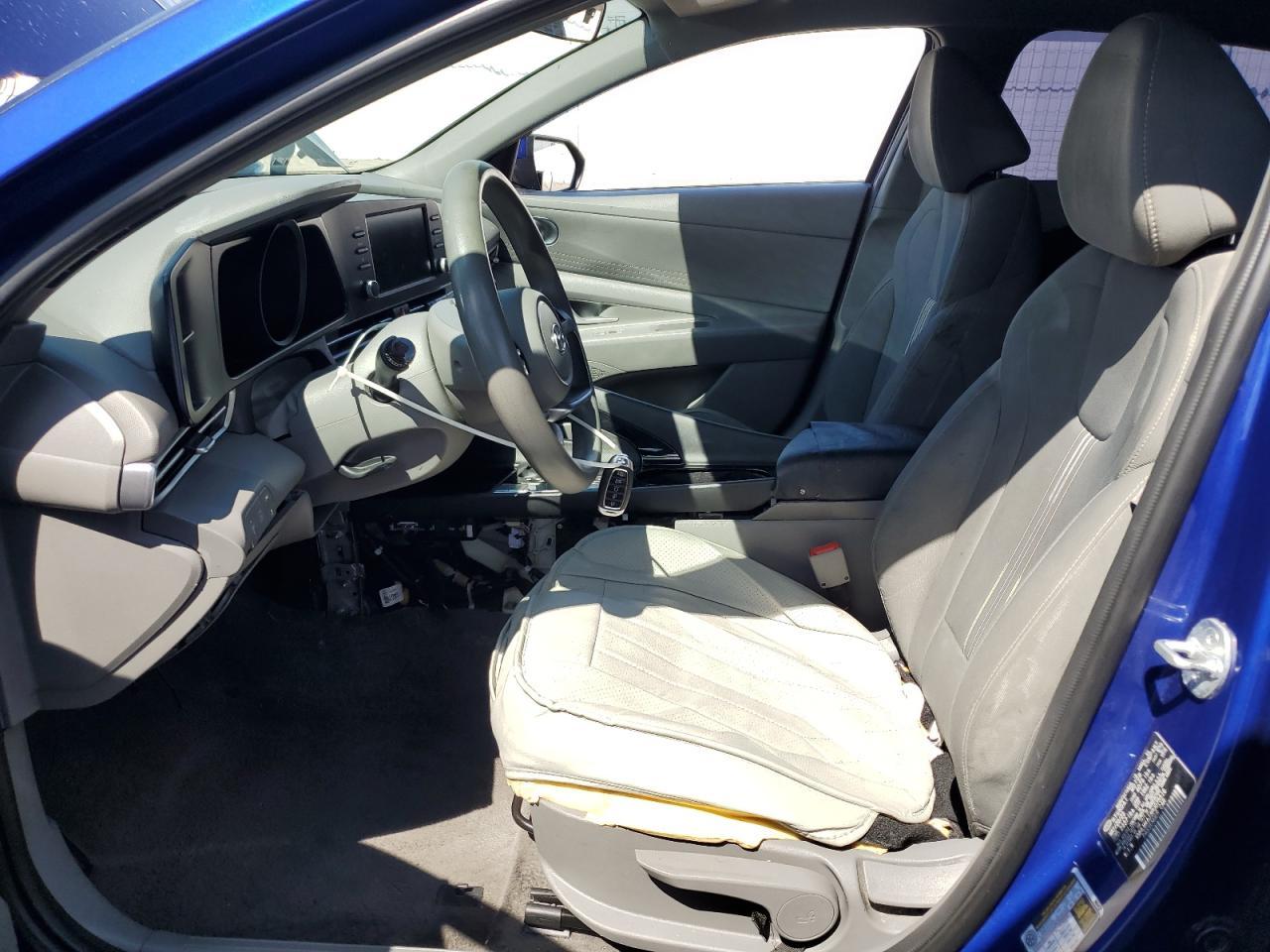 2023 Hyundai Elantra Blue - Фото 7