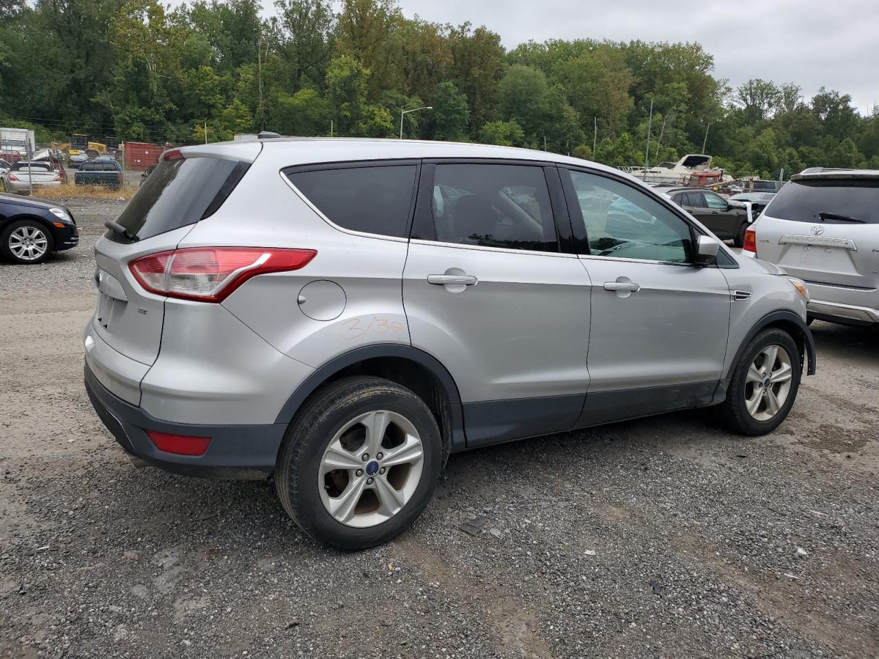 2016 Ford Escape Se - Фото 3