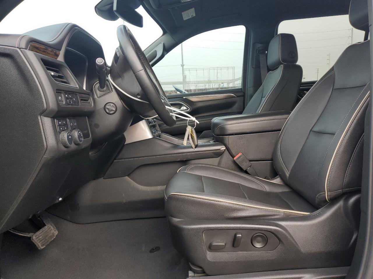 2023 Chevrolet Suburban K1500 Premier - Image 7