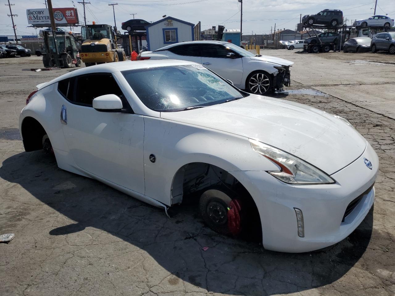 2017 Nissan 370Z Base - Фото 4