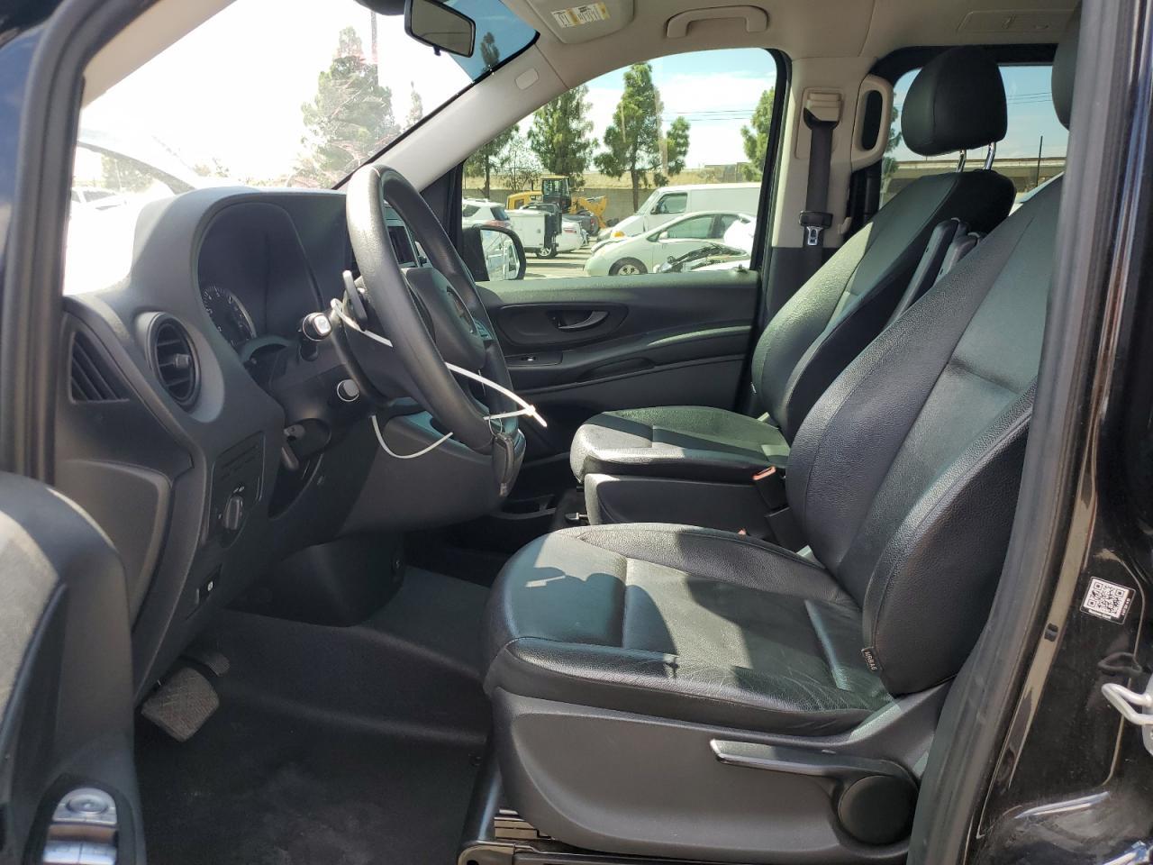 2017 Mercedes-Benz Metris - Фото 7