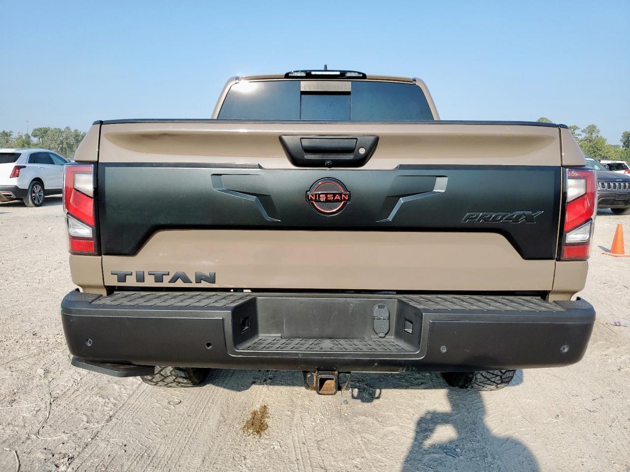 2023 Nissan Titan Sv - Фото 6