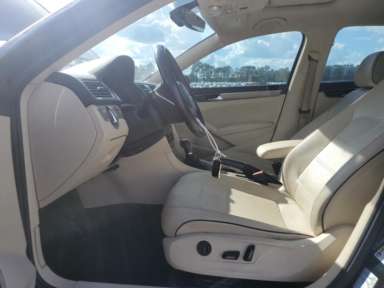 2018 Volkswagen Passat Se - Фото 7