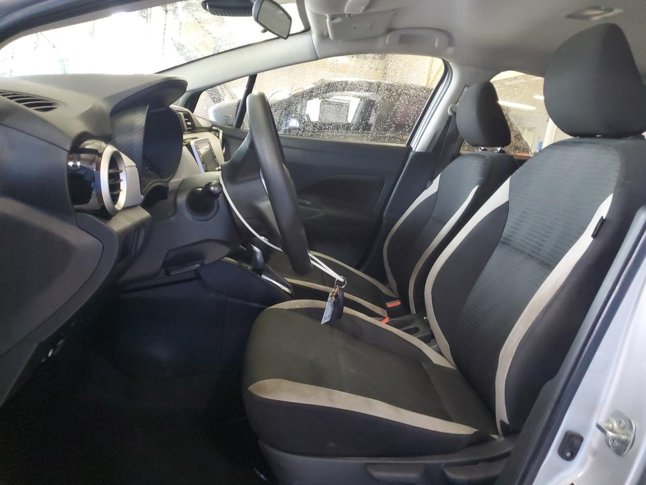 2021 Nissan Versa Sv - Image 7