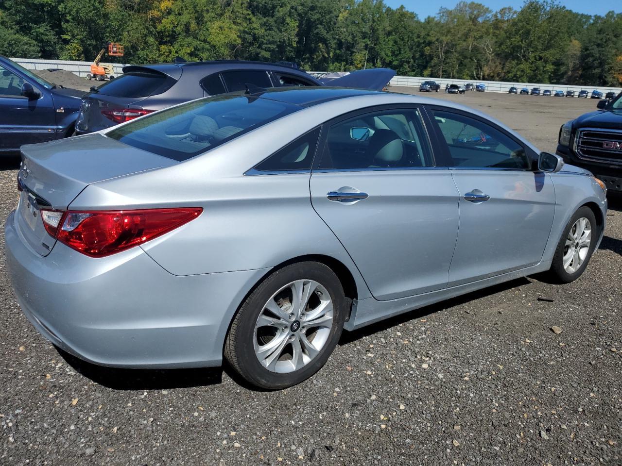 2013 Hyundai Sonata Se - Фото 3
