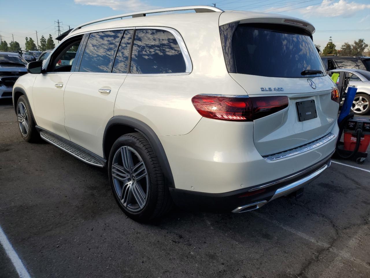 2024 Mercedes-Benz Gls 450 4Matic - Фото 2