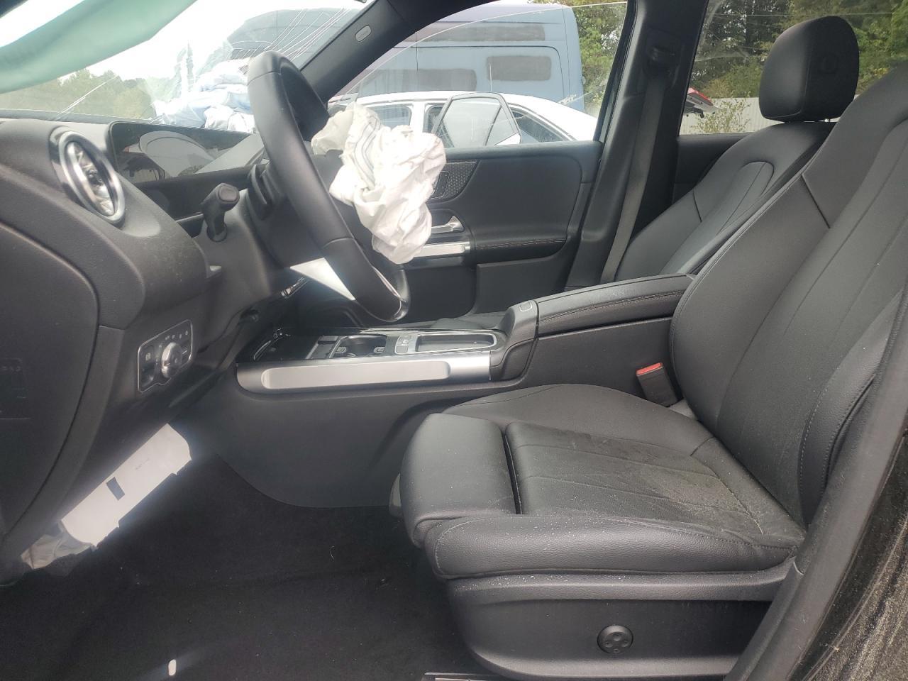 2024 Mercedes-Benz Glb 250 - Image 7