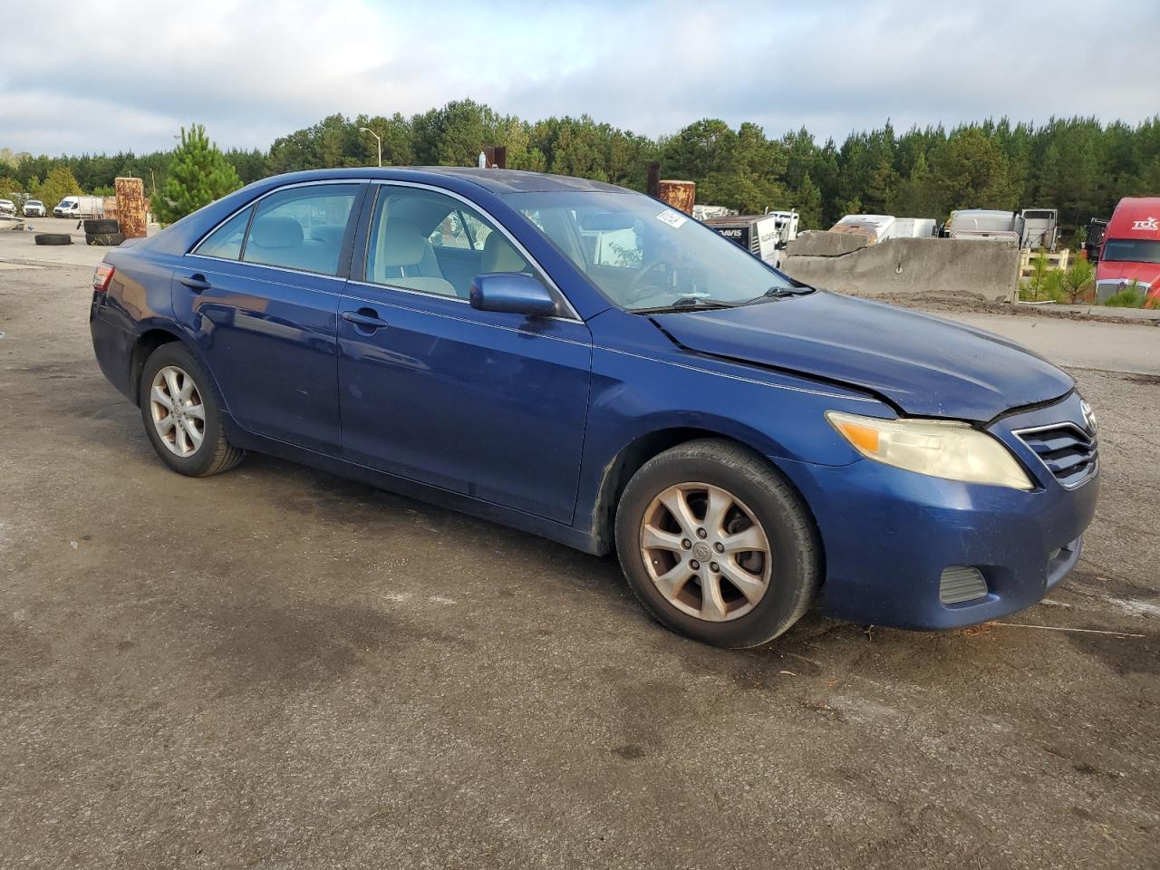 2011 Toyota Camry Base - Фото 4