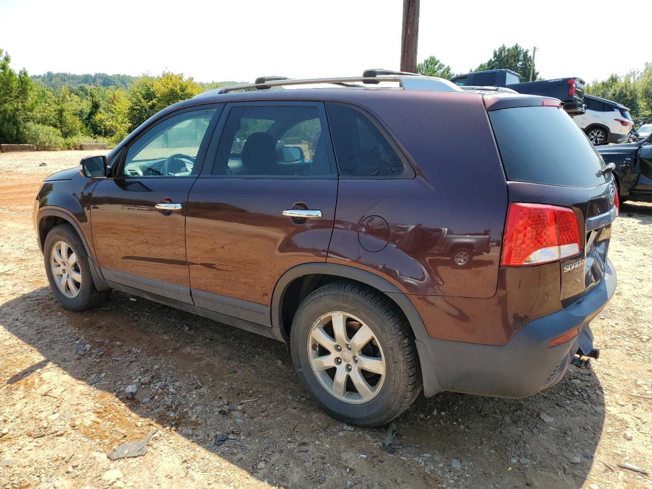 2012 Kia Sorento Base - Image 2