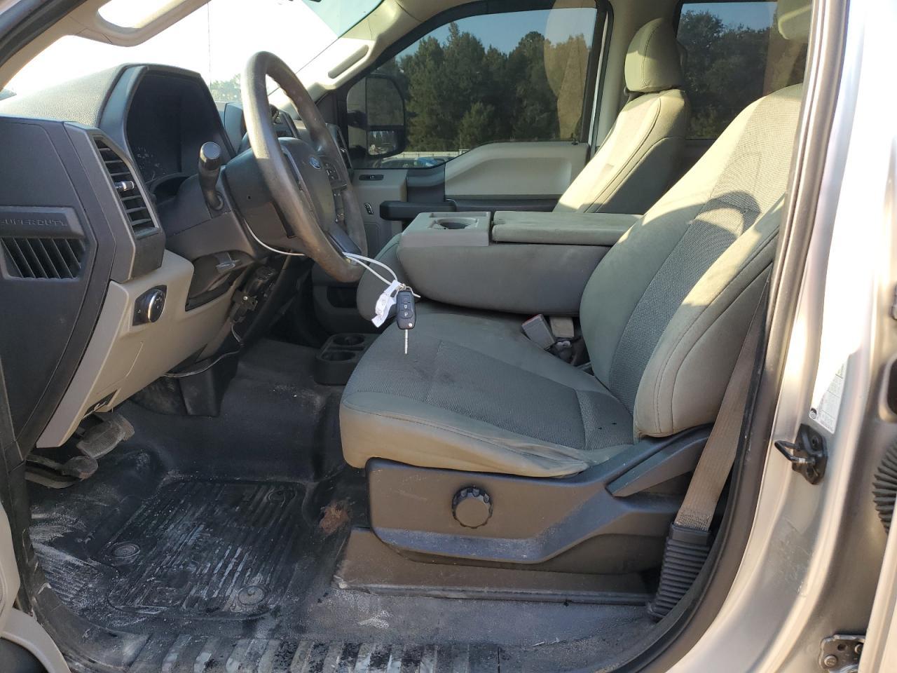 2019 Ford F350 Super Duty - Фото 7