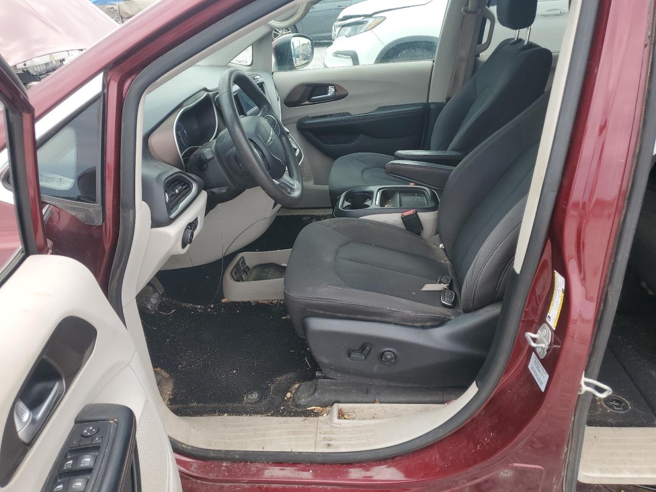 2017 Chrysler Pacifica Touring L - Фото 7