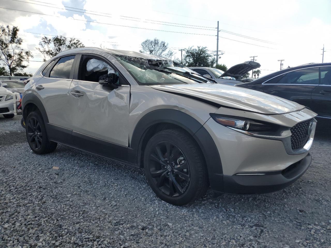 2024 Mazda Cx-30 Select - Image 4