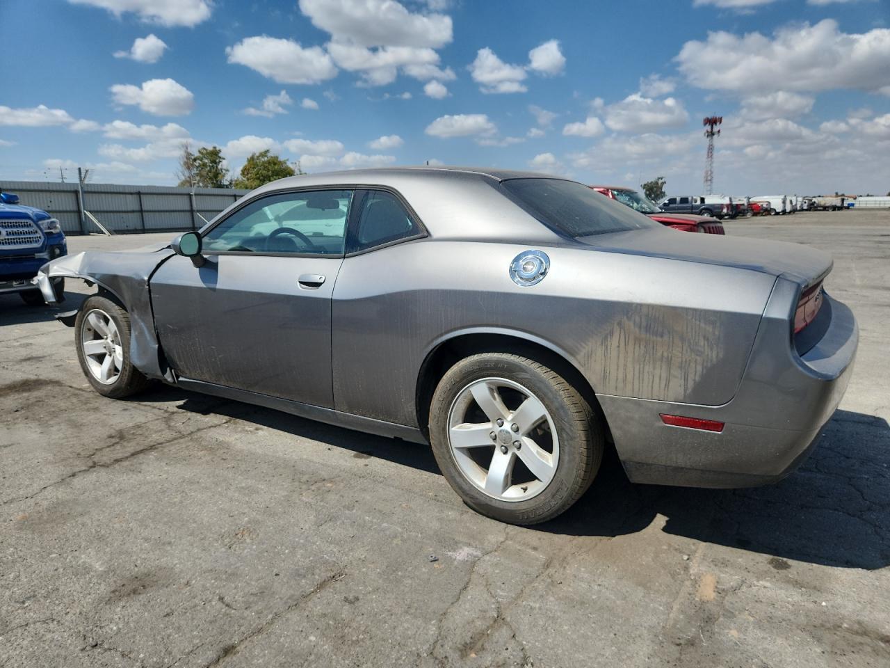 2012 Dodge Challenger Sxt - Фото 2